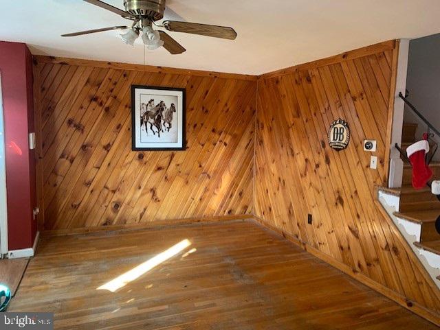 805 Lannerton Road Middle River, MD 21220 - Photo 3 of 24 Living Room