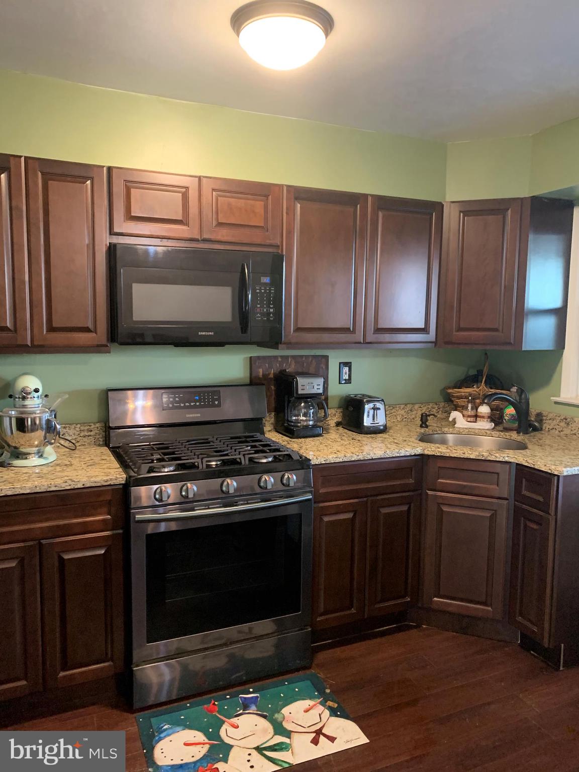 805 Lannerton Road Middle River, MD 21220 - Photo 5 of 24 Remodeled Kitchen (2018)