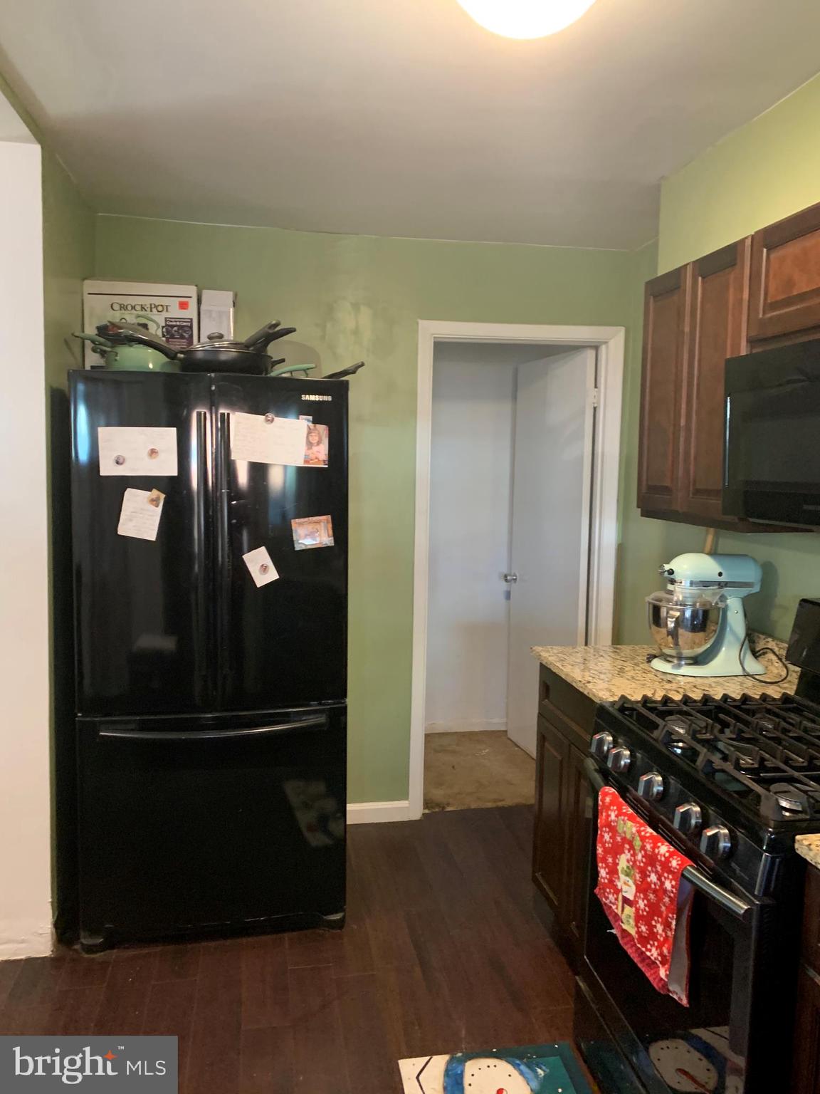 805 Lannerton Road Middle River, MD 21220 - Photo 7 of 24 Remodeled Kitchen (2018)