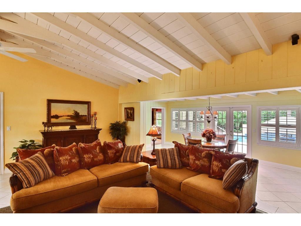 656 Date Palm Road Vero Beach, FL 32963 - Photo 14 of 36 Gallery Image 14