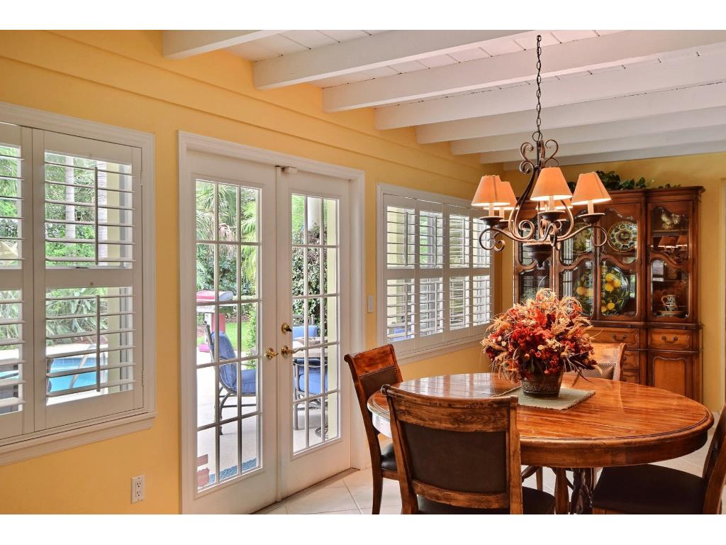 656 Date Palm Road Vero Beach, FL 32963 - Photo 7 of 36 Gallery Image 7