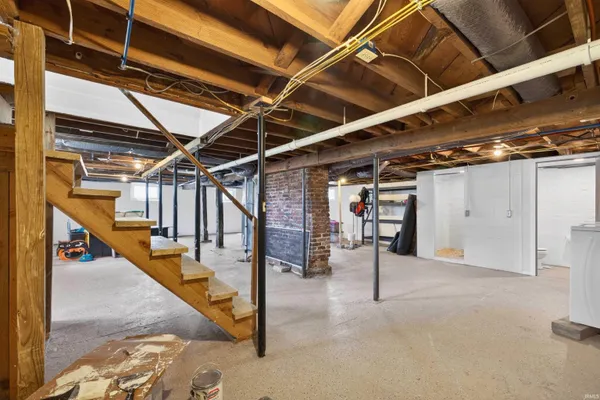$200,000 | 1208 T Street, Bedford, IN 47421