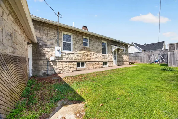 $200,000 | 1208 T Street, Bedford, IN 47421