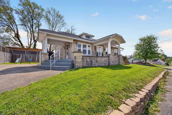 $200,000 | 1208 T Street, Bedford, IN 47421