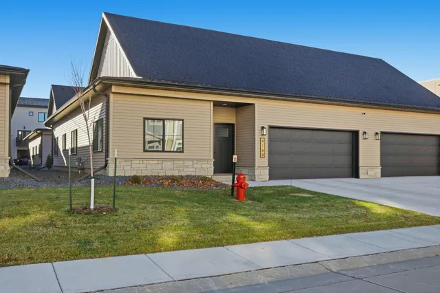 $419,000 | 4168 Arthur Drive, Fargo, ND 58104