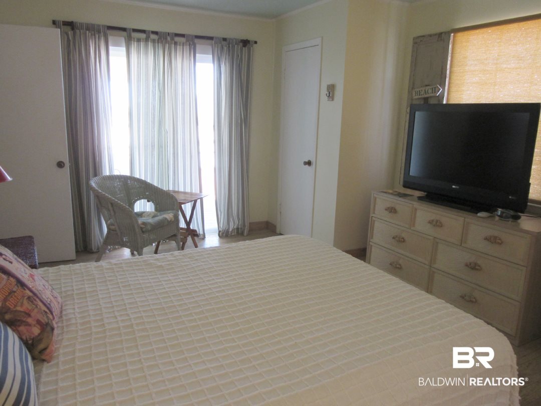 574 Our Road Gulf Shores, AL 36542 - Photo 19 of 32 Master view 3