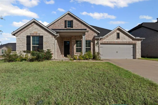 $2,850 | 1770 English Way, Waxahachie, TX 75165