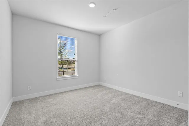 $2,850 | 1770 English Way, Waxahachie, TX 75165