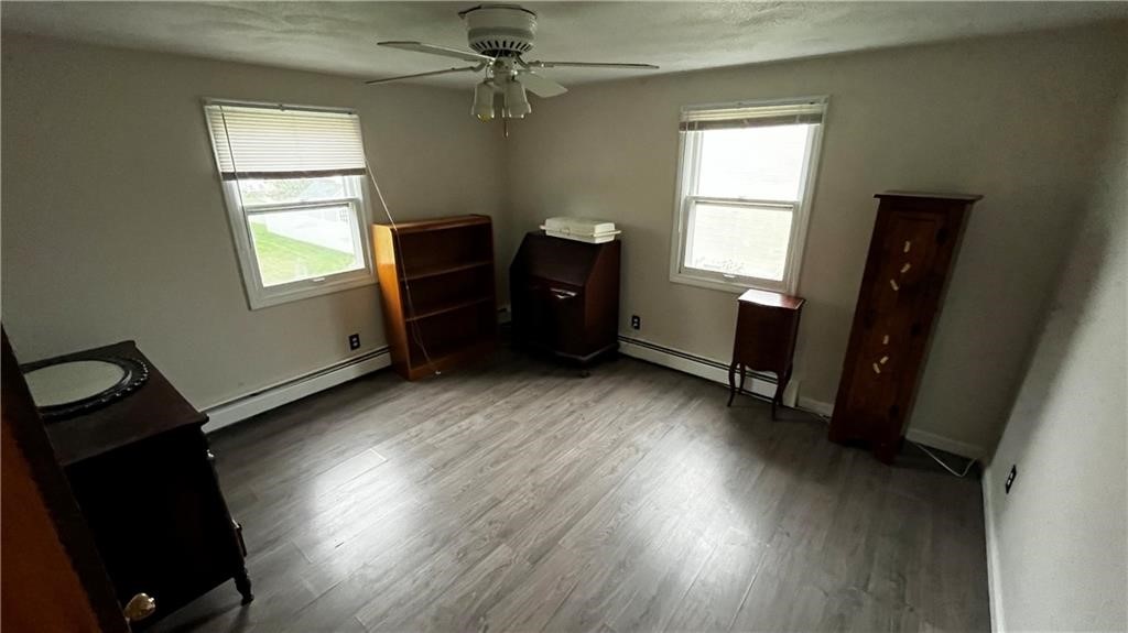 189 Park Avenue, Unit 2 Warwick, RI 02889 - Photo 13 of 21 Bedroom 1