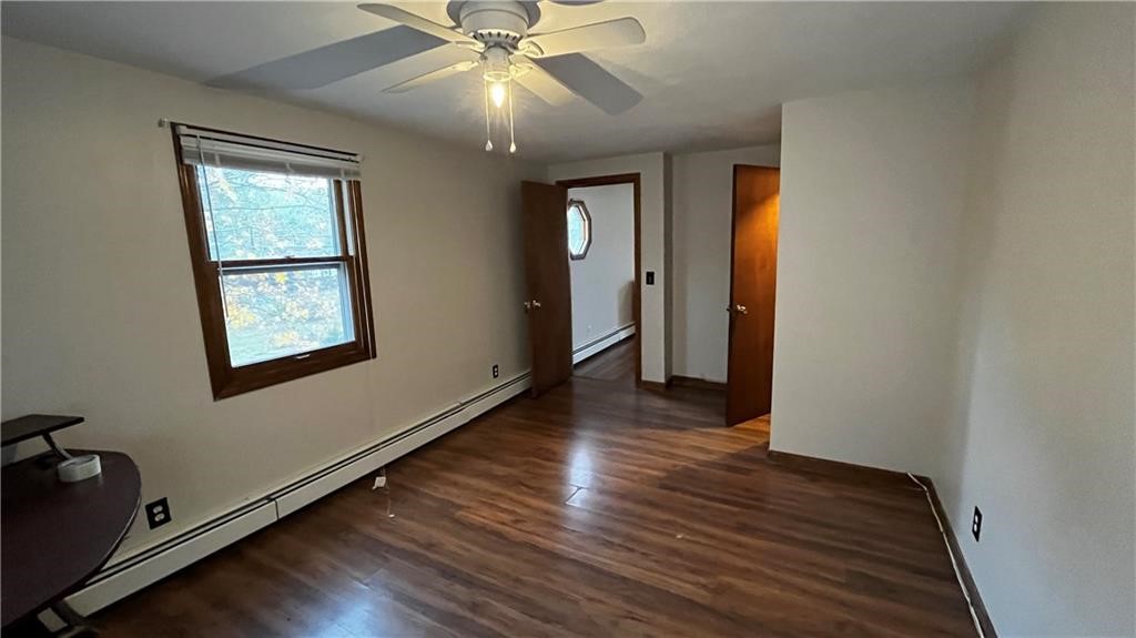 189 Park Avenue, Unit 2 Warwick, RI 02889 - Photo 15 of 21 Bedroom 2