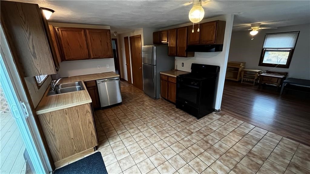 189 Park Avenue, Unit 2 Warwick, RI 02889 - Photo 5 of 21