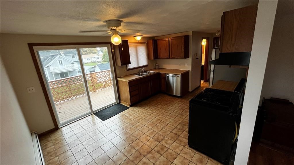 189 Park Avenue, Unit 2 Warwick, RI 02889 - Photo 6 of 21