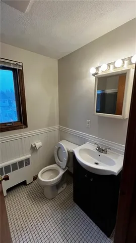 $1,800 | 189 Park Avenue, Unit 2, Warwick, RI 02889