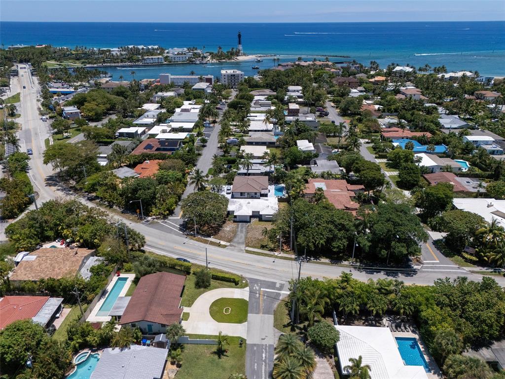 3213 Dover Road Pompano Beach, FL 33062 - Photo 53 of 53 an aerial view of residential houses with outdoor space