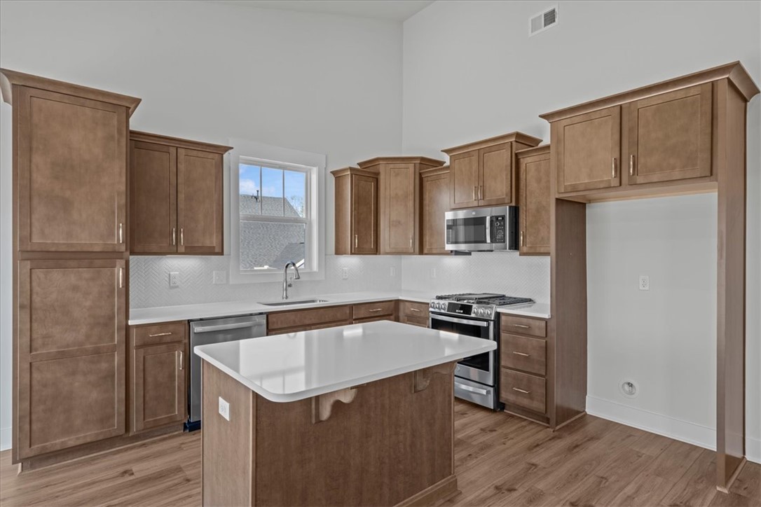 204 Mancini Road Piedmont, SC 29673 - Photo 4 of 29