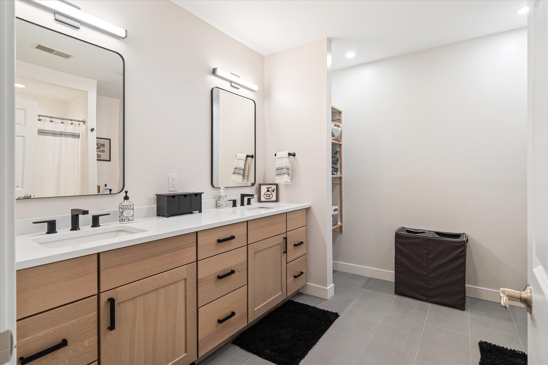 W7627 County Rd ZB Onalaska, WI 54650 - Photo 32 of 55 08-W7627 County Rd ZB Onalaska-03429