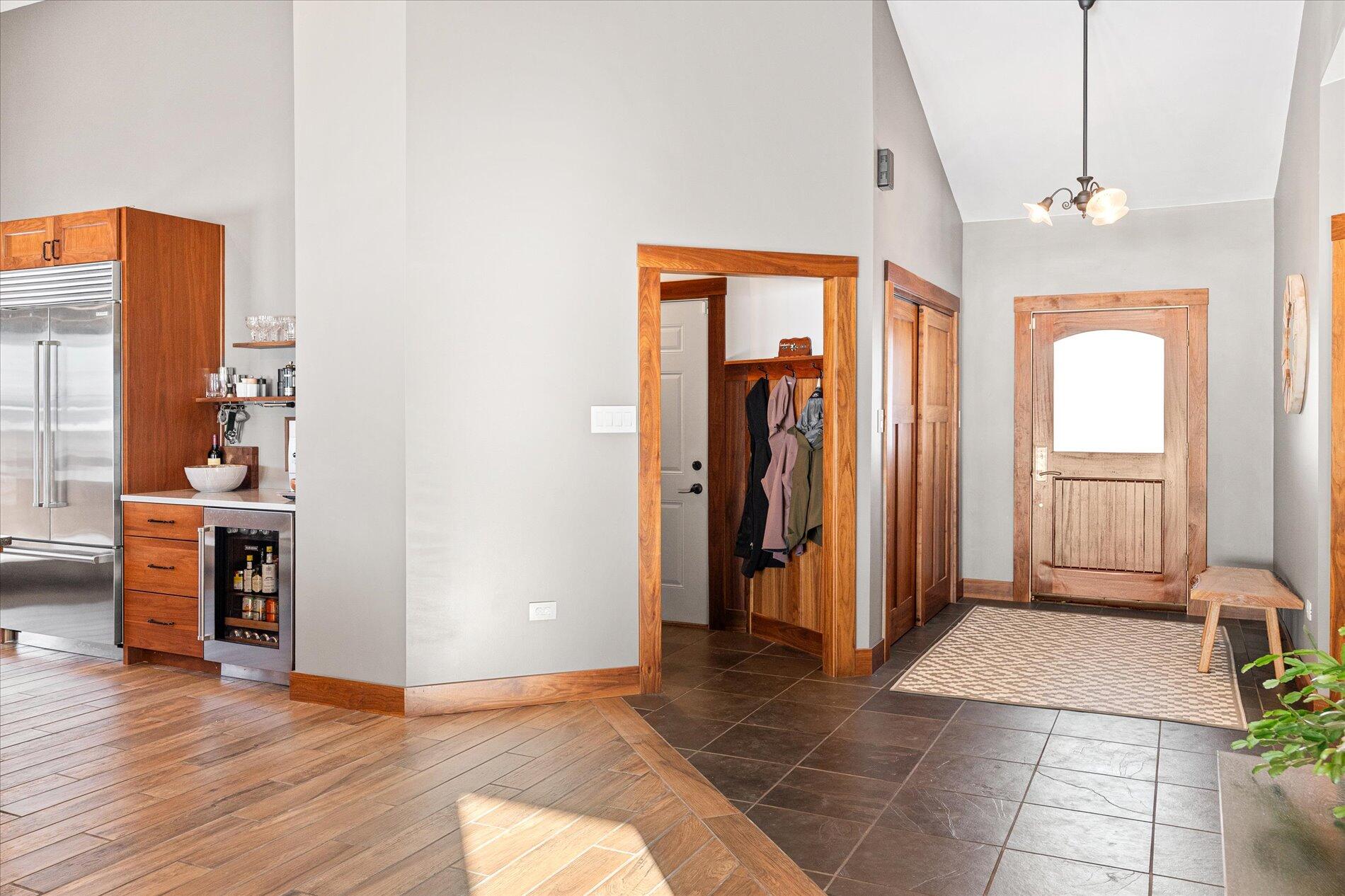 W7627 County Rd ZB Onalaska, WI 54650 - Photo 4 of 55 04-W7627 County Rd ZB Onalaska-03684