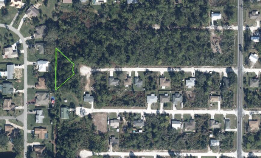 341 Roadrunner Avenue Sebring, FL 33870 - Photo 2 of 2 a picture of city view