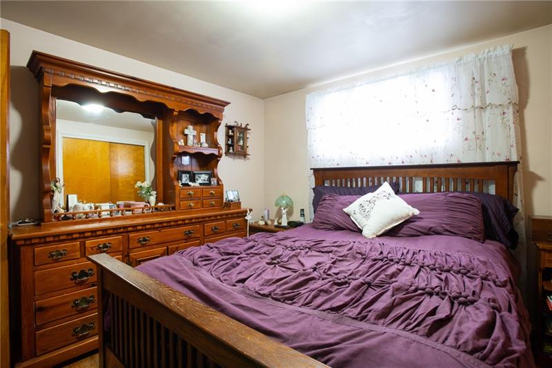 1117 Harvard Road Monroeville, PA 15146 - Photo 12 of 25 With beautiful hard wood floors and neutral dcor, this room is just waiting for your personal touch!