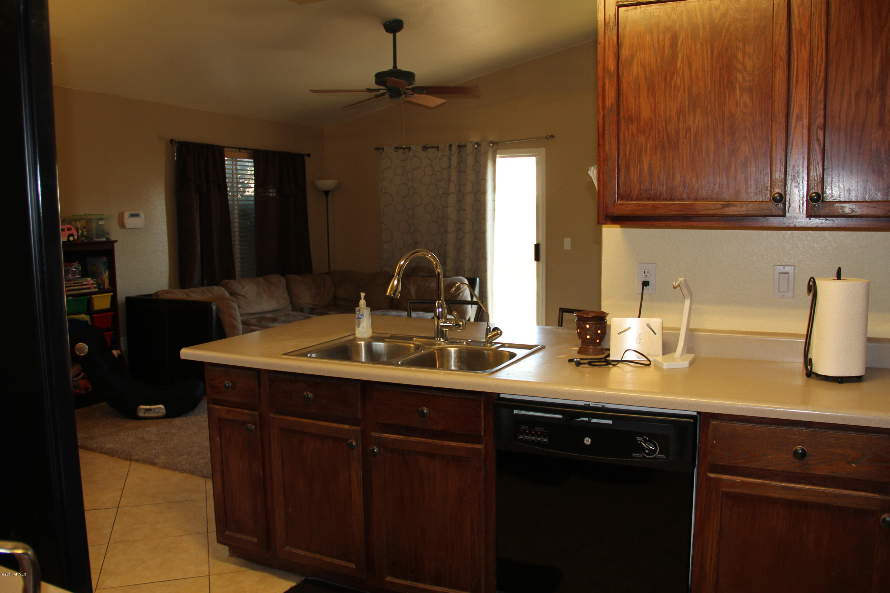 5029 Casper Road Mesa, AZ 85205 - Photo 12 of 27 Kitchen