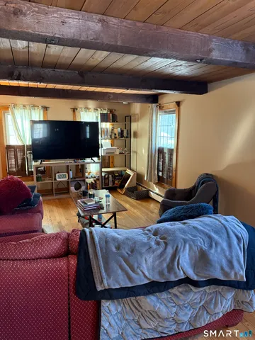 $2,500 | 125 Whittington Avenue, Norwich, CT 06360