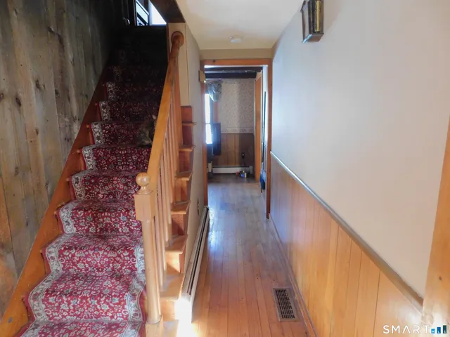 $2,500 | 125 Whittington Avenue, Norwich, CT 06360