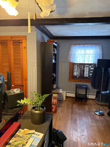 $2,500 | 125 Whittington Avenue, Norwich, CT 06360