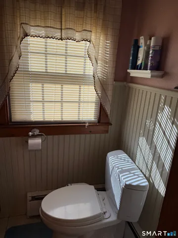 $2,500 | 125 Whittington Avenue, Norwich, CT 06360