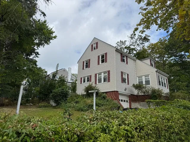 $525,900 | 296 Brighton Avenue, Portland, ME 04102