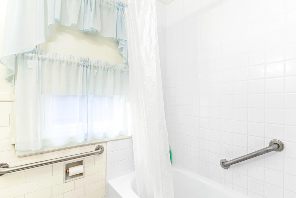 296 Brighton Avenue Portland, ME 04102 - Photo 28 of 45 DSC03187