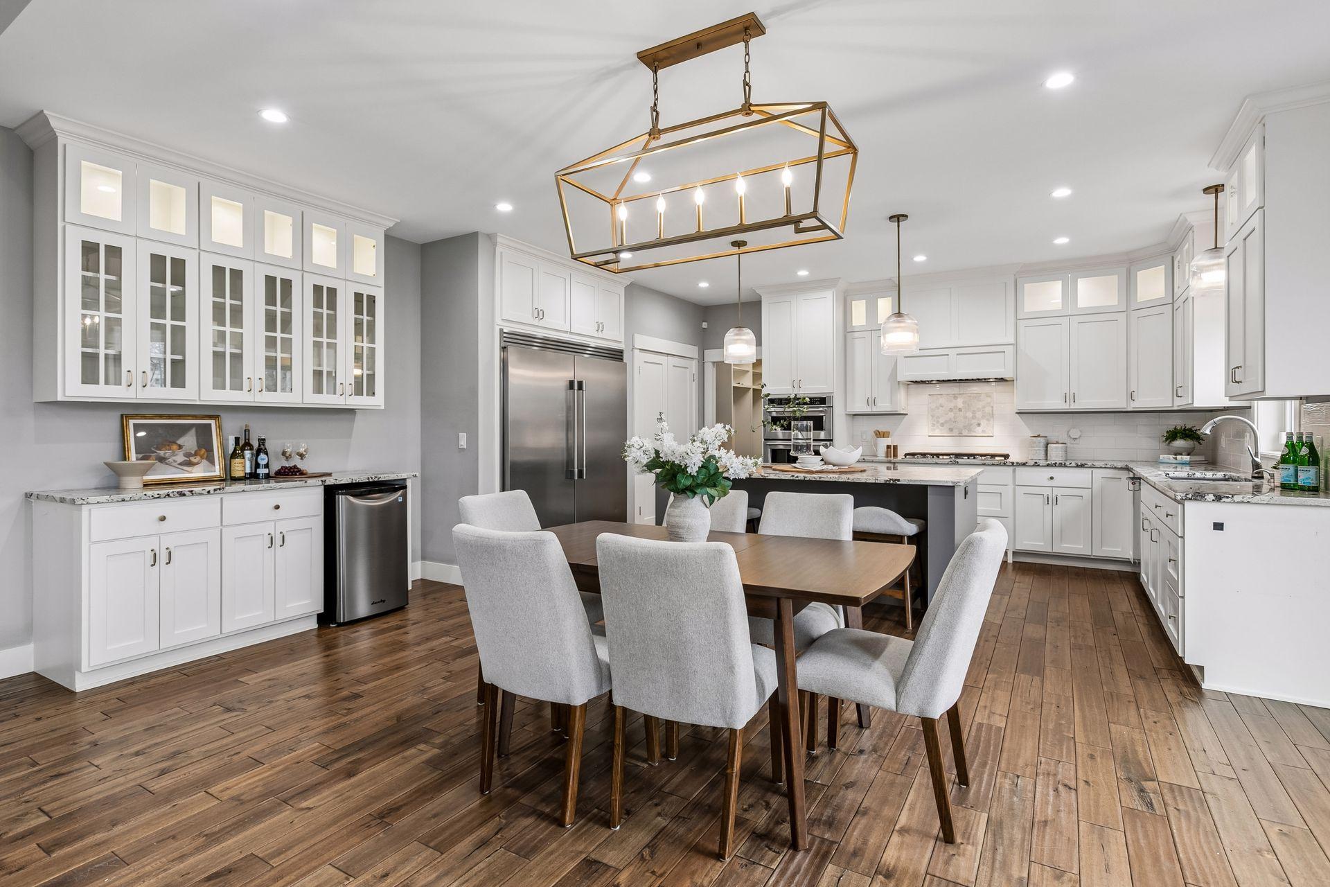 13222 Dahlgren Road Minnetonka, MN 55305 - Photo 14 of 64