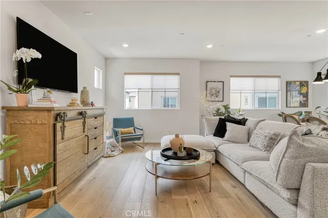 $1,179,000 | 27723 Grandview Way, San Pedro, CA 90732