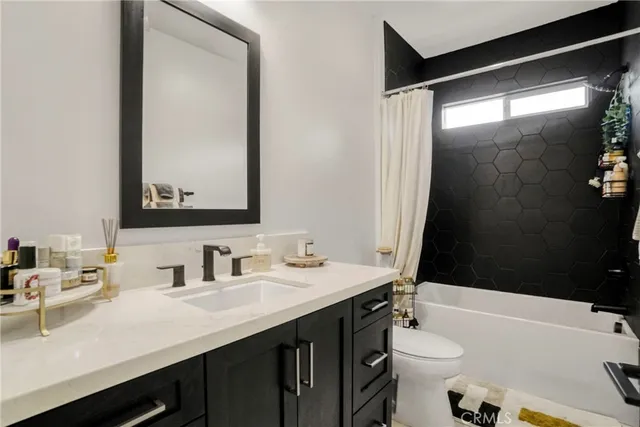 $1,179,000 | 27723 Grandview Way, San Pedro, CA 90732