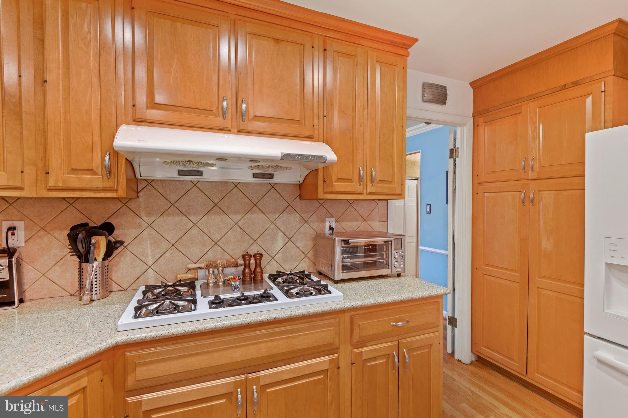 1904 Snowdrop Lane Silver Spring, MD 20906 - Photo 8 of 32