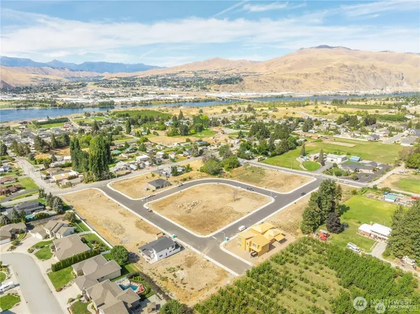 $159,900 | 134 Chadwick (lot6) Place Northwest, East Wenatchee, WA 98802