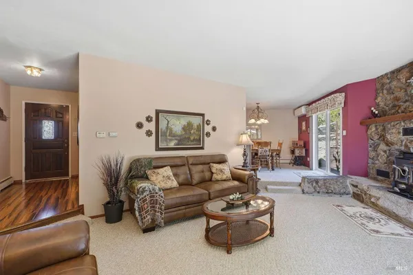 $1,695,000 | 11850 Brooks Road, Windsor, CA 95492