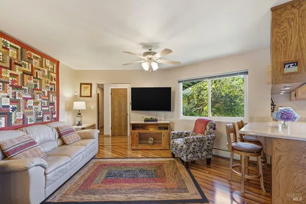 $1,695,000 | 11850 Brooks Road, Windsor, CA 95492