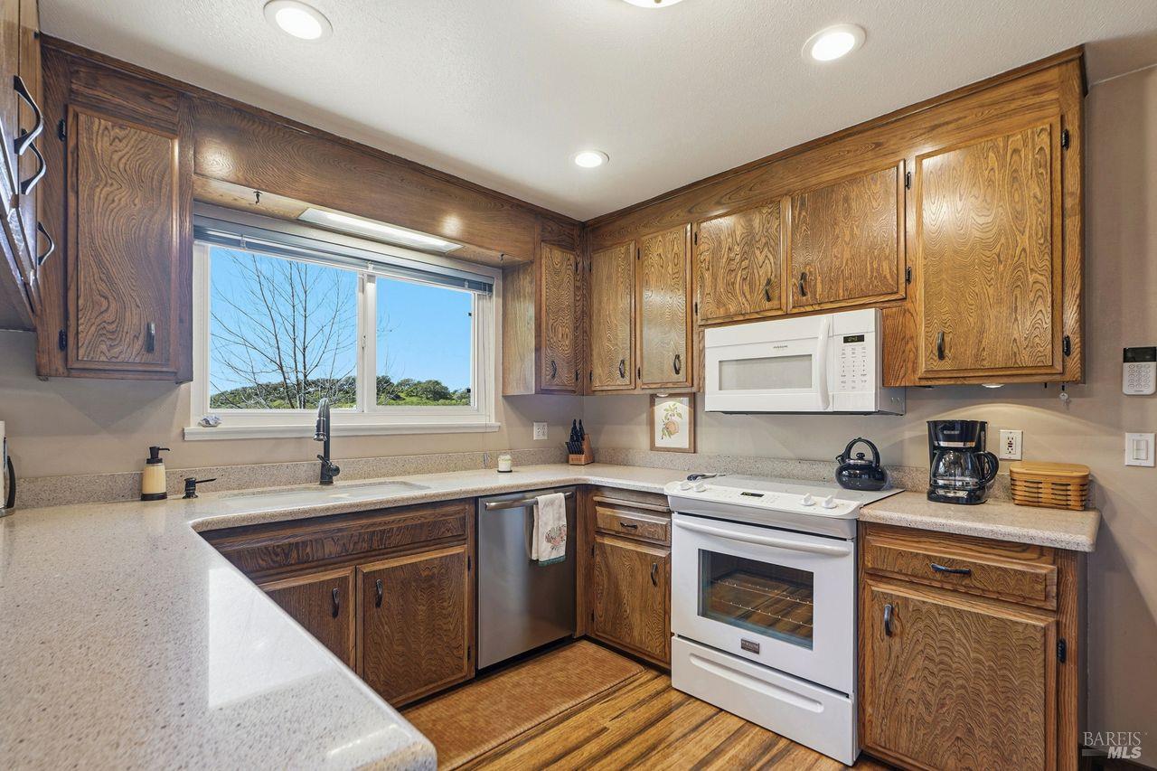 11850 Brooks Road Windsor, CA 95492 - Photo 19 of 55