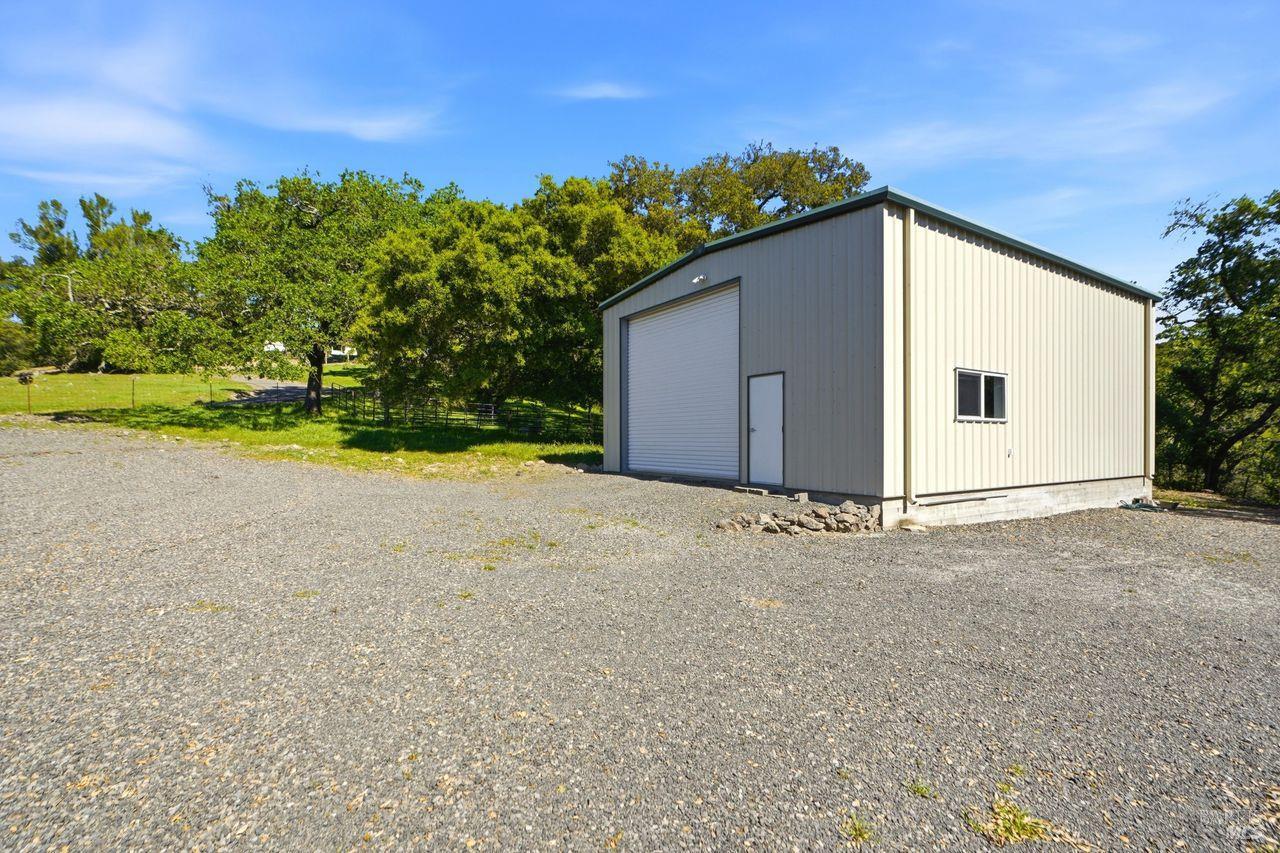 11850 Brooks Road Windsor, CA 95492 - Photo 38 of 55