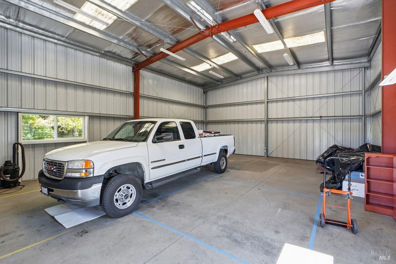 11850 Brooks Road Windsor, CA 95492 - Photo 39 of 55