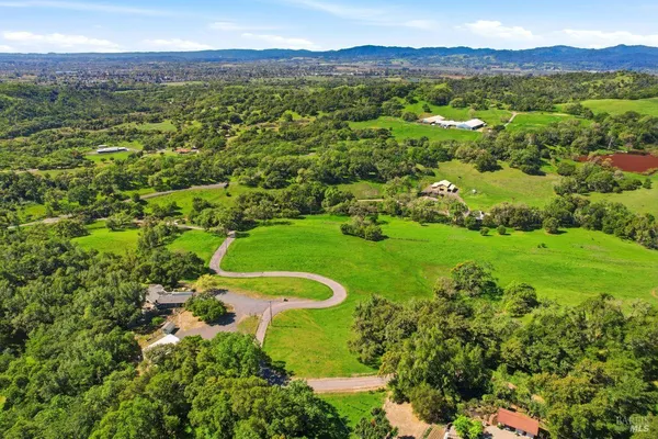 $1,695,000 | 11850 Brooks Road, Windsor, CA 95492
