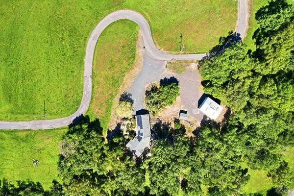 $1,695,000 | 11850 Brooks Road, Windsor, CA 95492