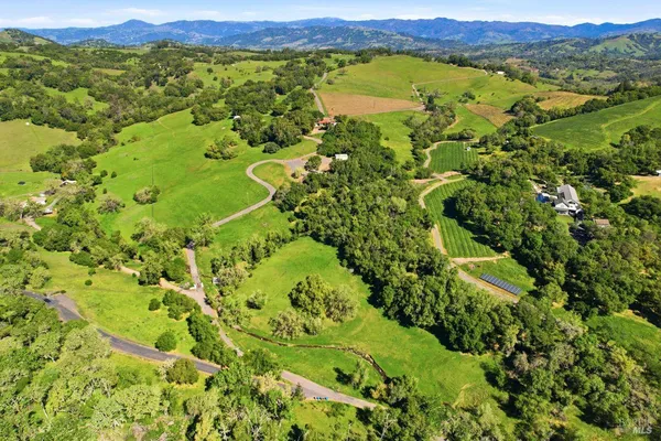 $1,695,000 | 11850 Brooks Road, Windsor, CA 95492