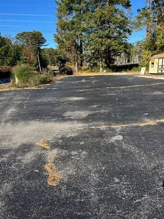 a big yard with road