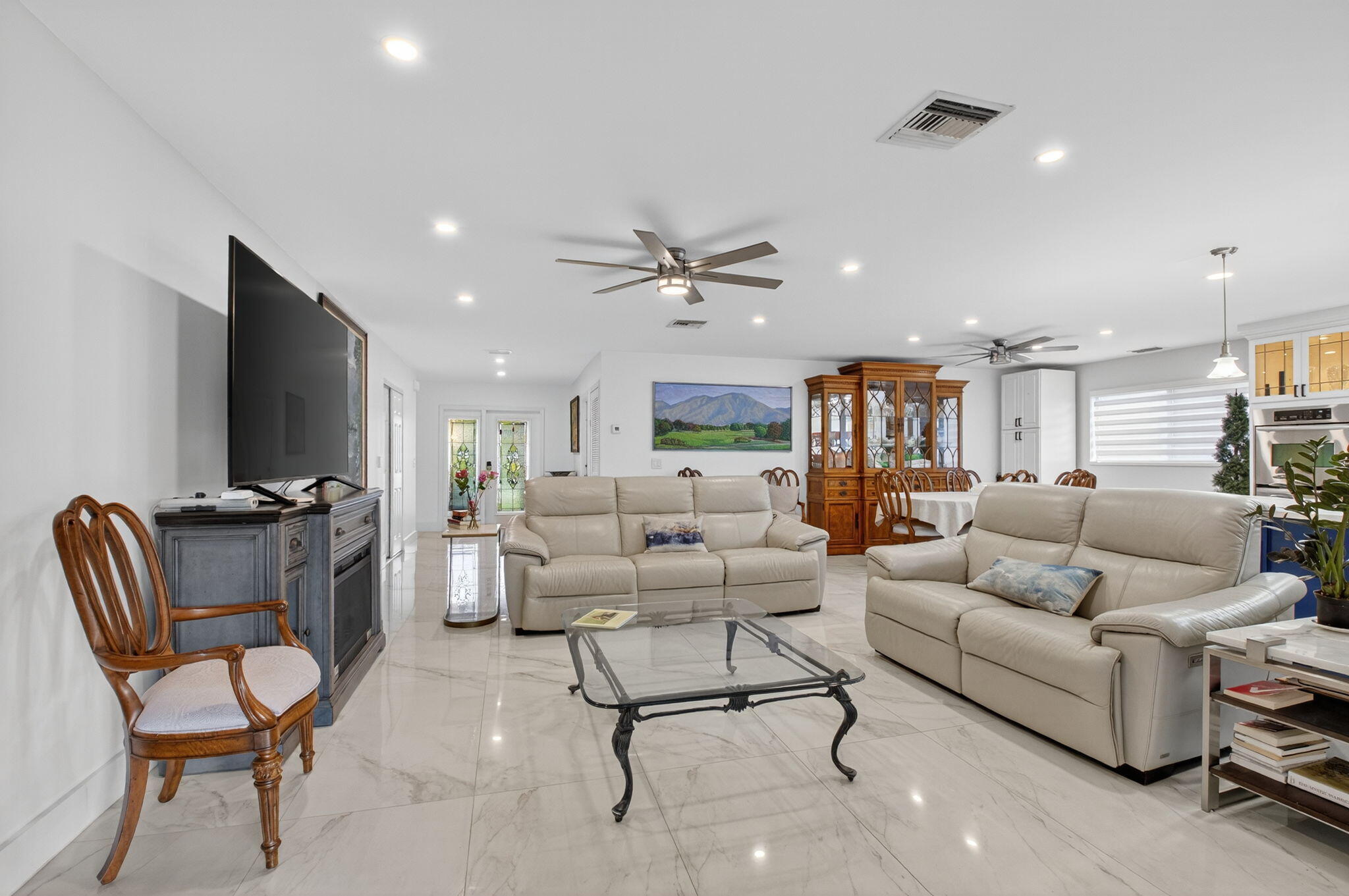 23265 Southwest 61st Avenue Boca Raton, FL 33428 - Photo 8 of 44 23-web-or-mls-060_DSC_1392