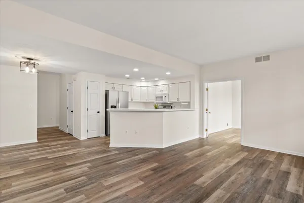 $295,000 | 1491 Fox Pointe Circle, Ann Arbor, MI 48108