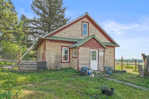 $395,000 | 4454 Hwy 395 Highway, Clayton, WA 99110