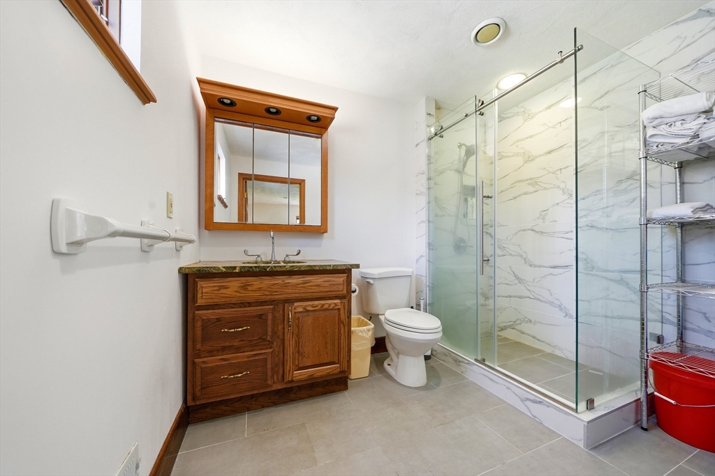 268 Concord Road Weston, MA 02493 - Photo 9 of 22