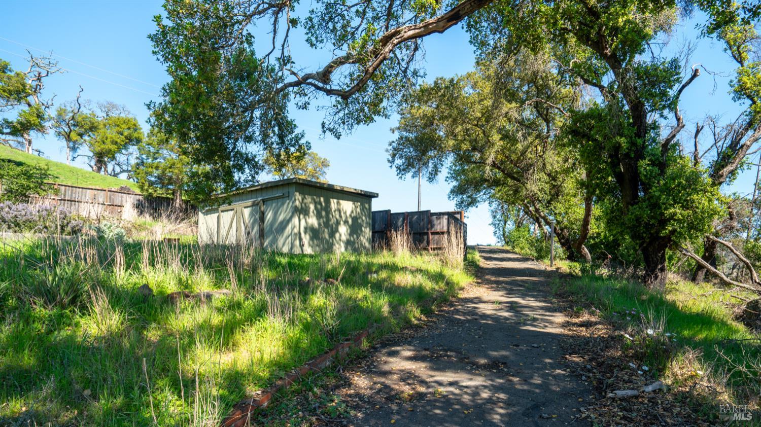 1470 Los Alamos Road Santa Rosa, CA 95409 - Photo 13 of 20 a view of a yard