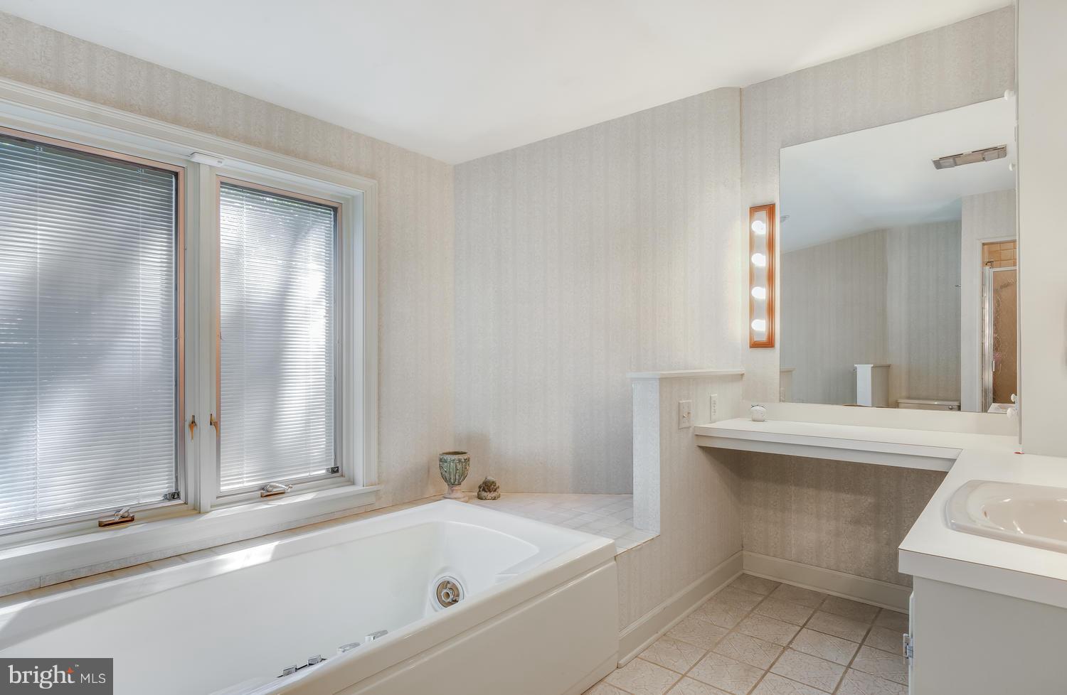 5031 Reed Road Oxford, MD 21654 - Photo 18 of 30 Bath (Master)